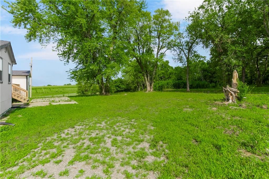 20513 Lowemont Road — photo 32