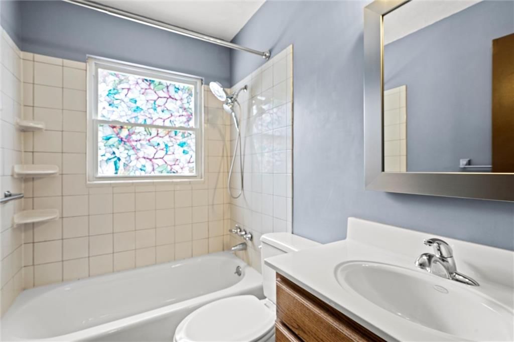Photo 20 of 30 - 18001 E 16th Terrace N