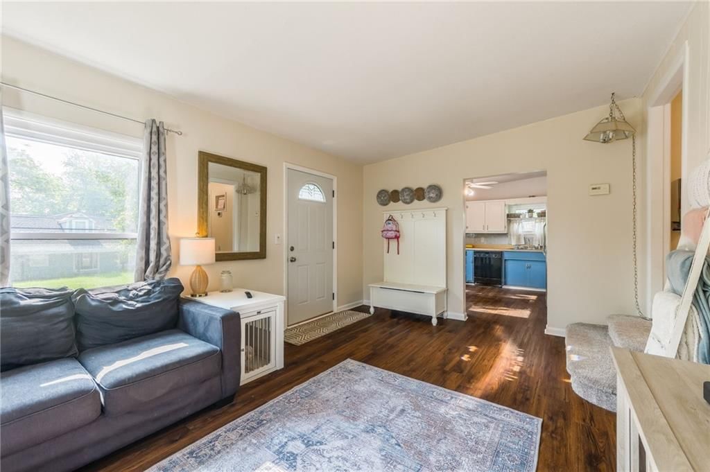 3914 N Cleveland Avenue — photo 5