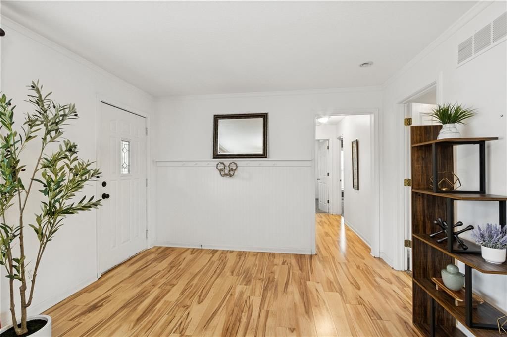 4211 E 115TH Street — photo 11