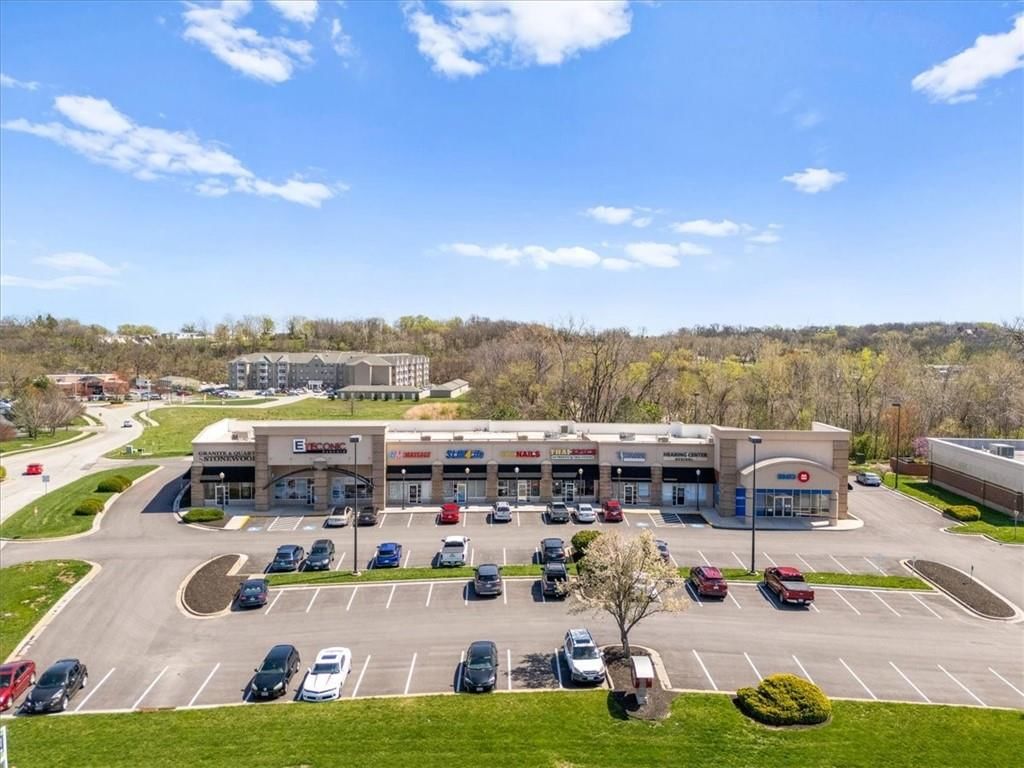 18931 E Valley View Parkway — photo 46