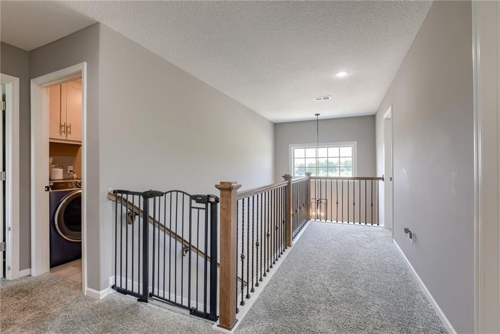 Photo 17 of 49 - 8721 N Mersington Avenue