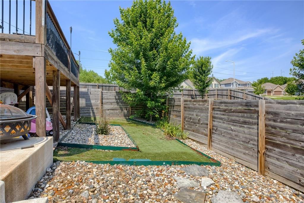 Photo 44 of 49 - 8721 N Mersington Avenue