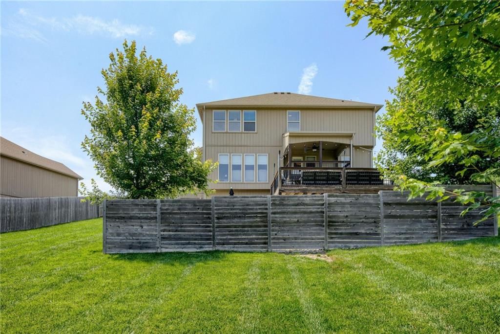 Photo 45 of 49 - 8721 N Mersington Avenue