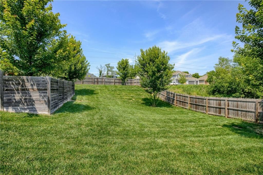 Photo 48 of 49 - 8721 N Mersington Avenue