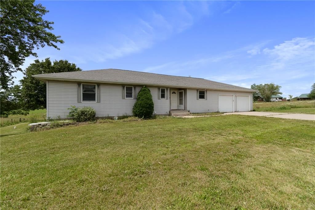 Photo 1 of 22 - 12 SW 365th Road