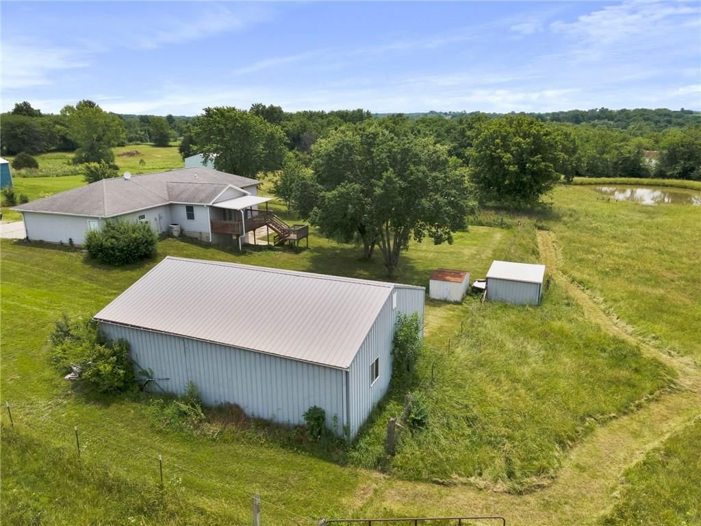 Photo 3 of 22 - 12 SW 365th Road