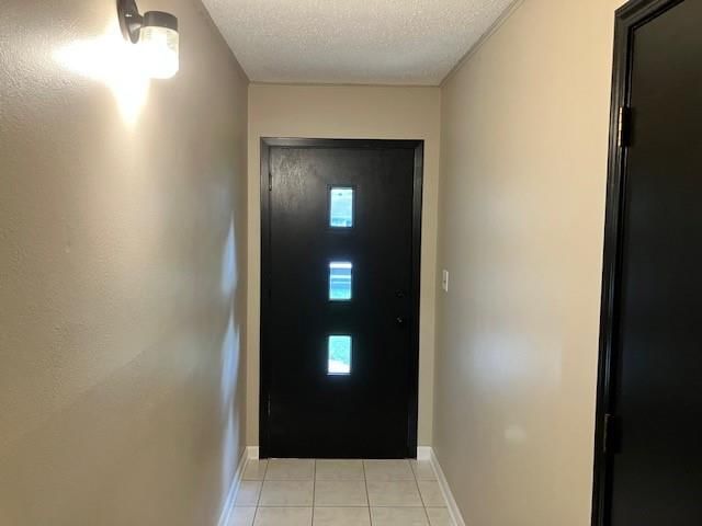 6416 Roswell Avenue — photo 21