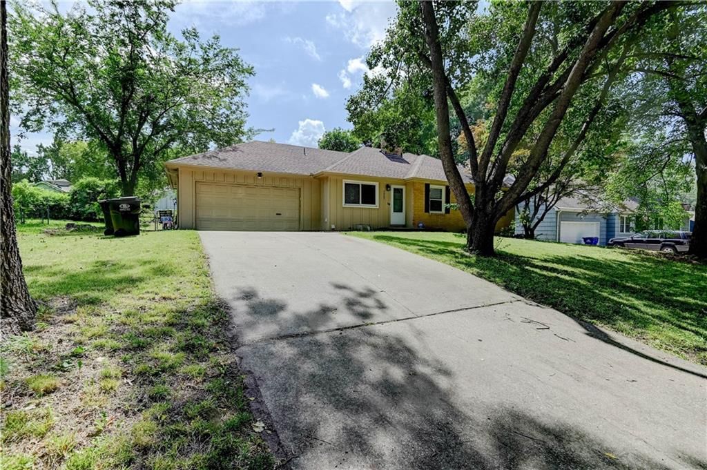 7907 Elm Avenue — photo 3