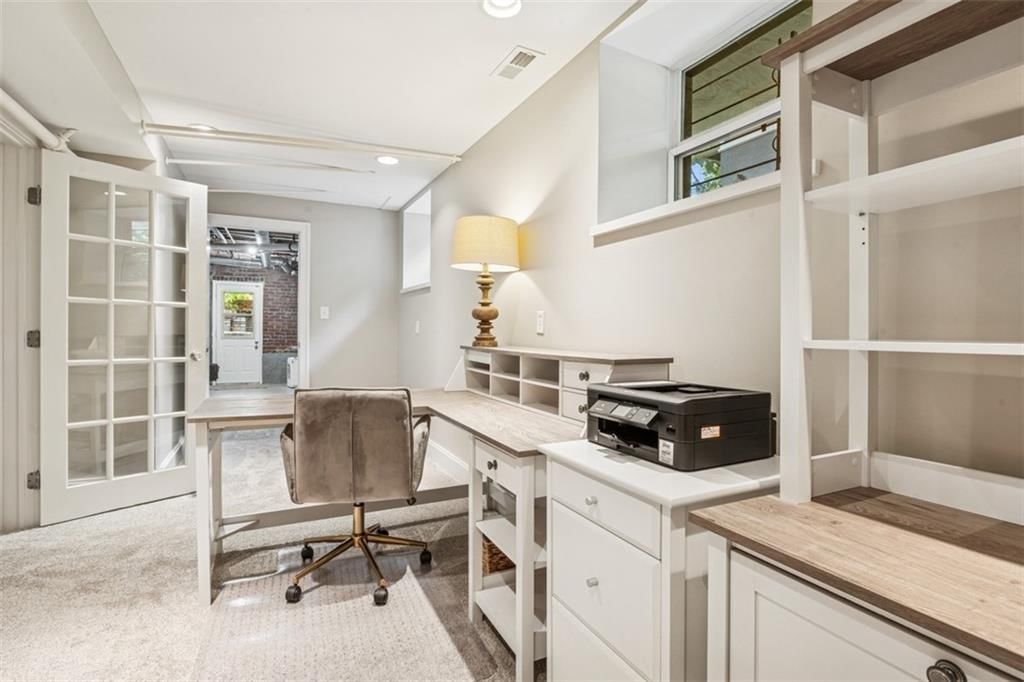 6140 Walnut Street — photo 16