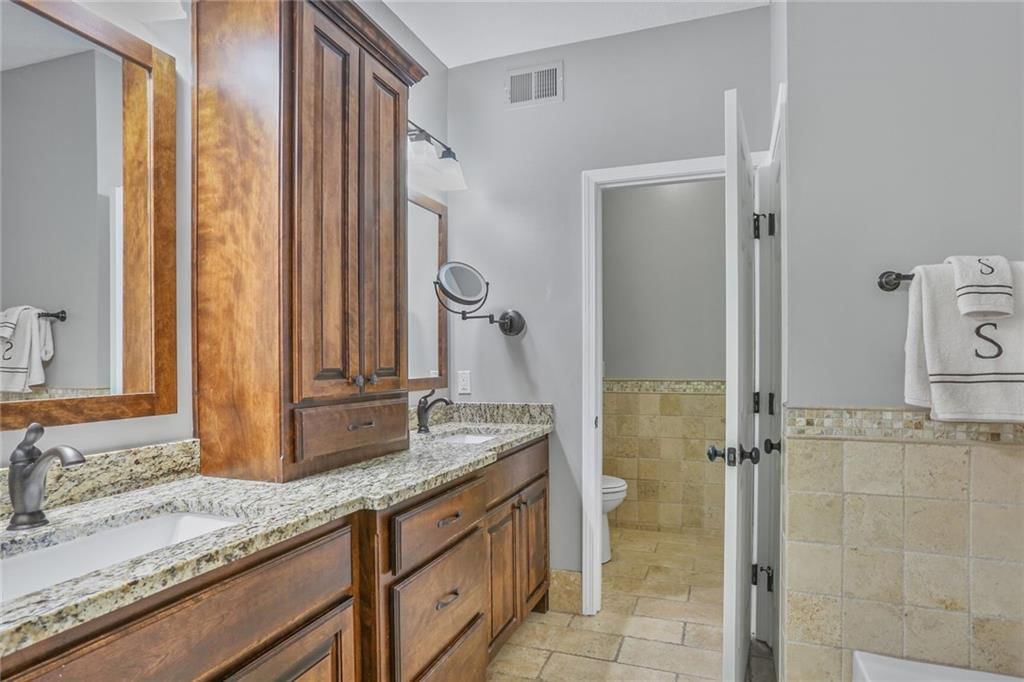 6522 W 133rd Terrace — photo 10