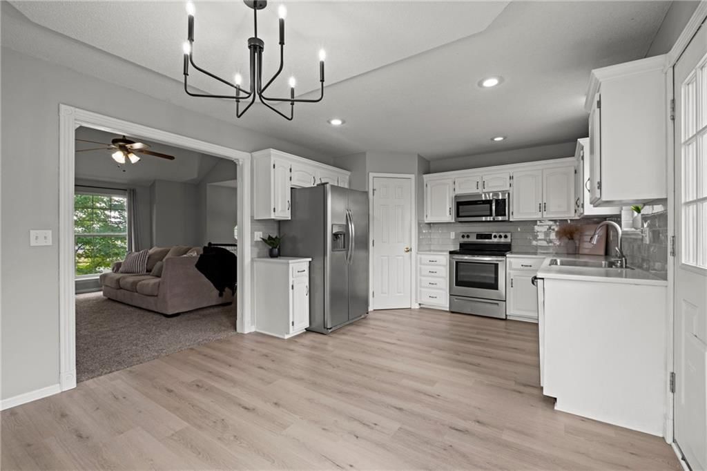 11231 N Madison Avenue — photo 5