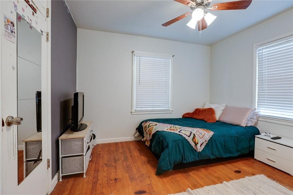 822 S Noland Road — photo 14