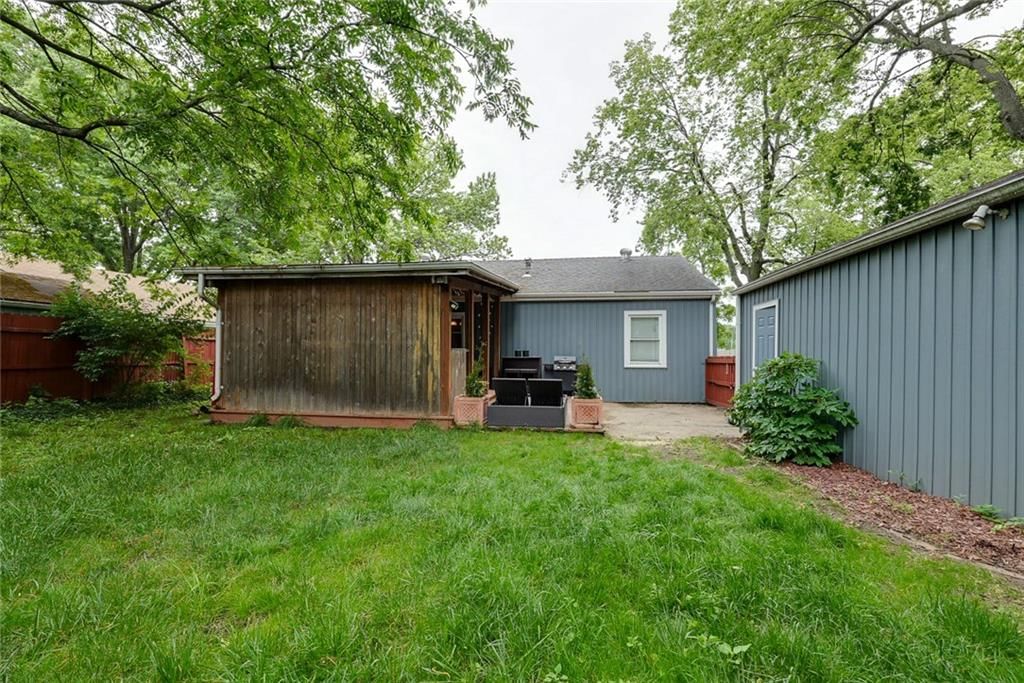 822 S Noland Road — photo 30