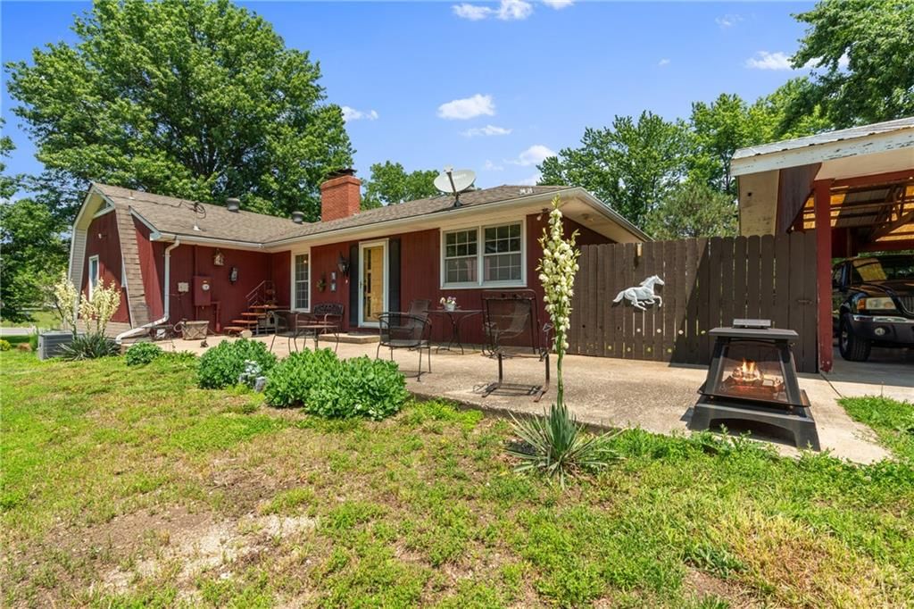 Photo 40 of 47 - 5201 Noland Road