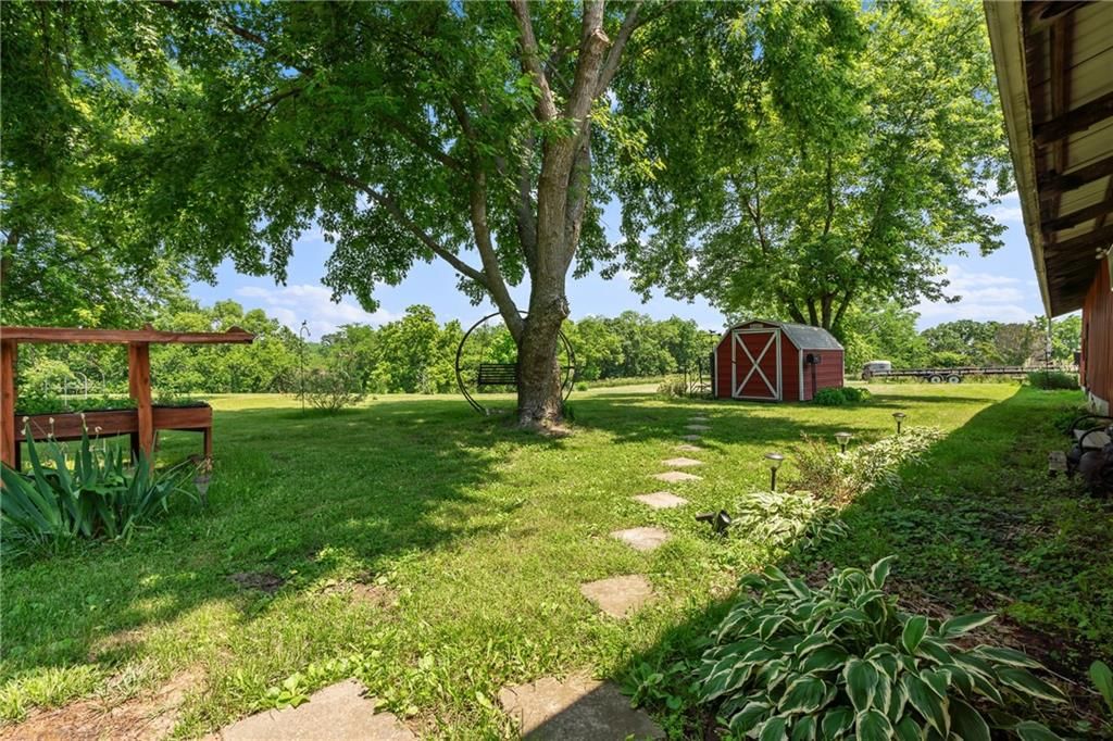 Photo 42 of 47 - 5201 Noland Road