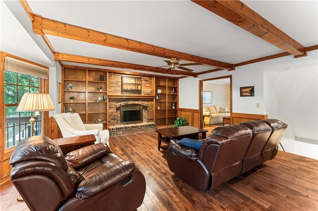 16362 W Briarwood Court — photo 5