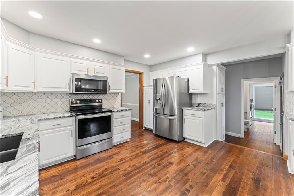 16362 W Briarwood Court — photo 14