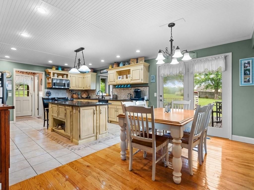 5901 NE Palomino Drive — photo 10