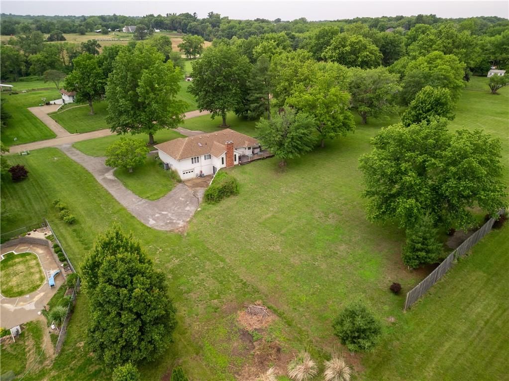 5901 NE Palomino Drive — photo 37