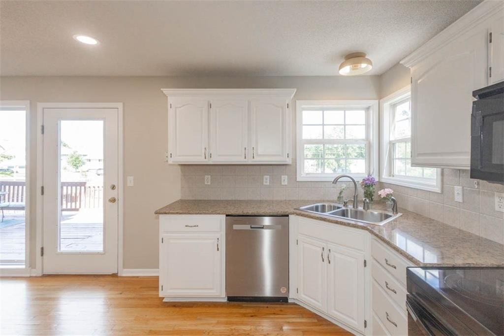 7503 N LEWIS Avenue — photo 13
