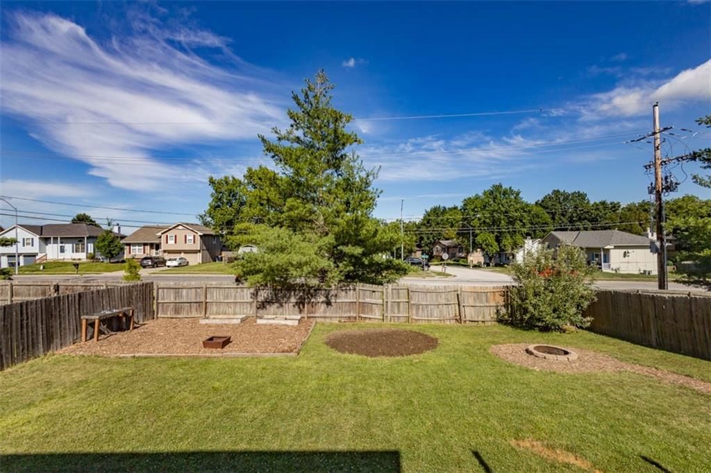 7503 N LEWIS Avenue — photo 31