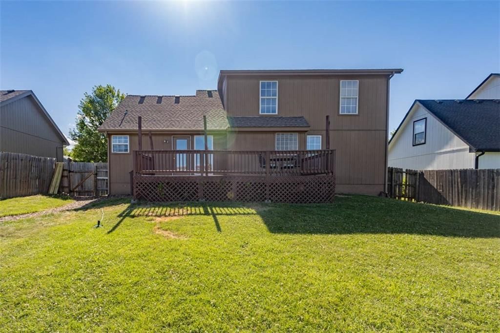 7503 N LEWIS Avenue — photo 34