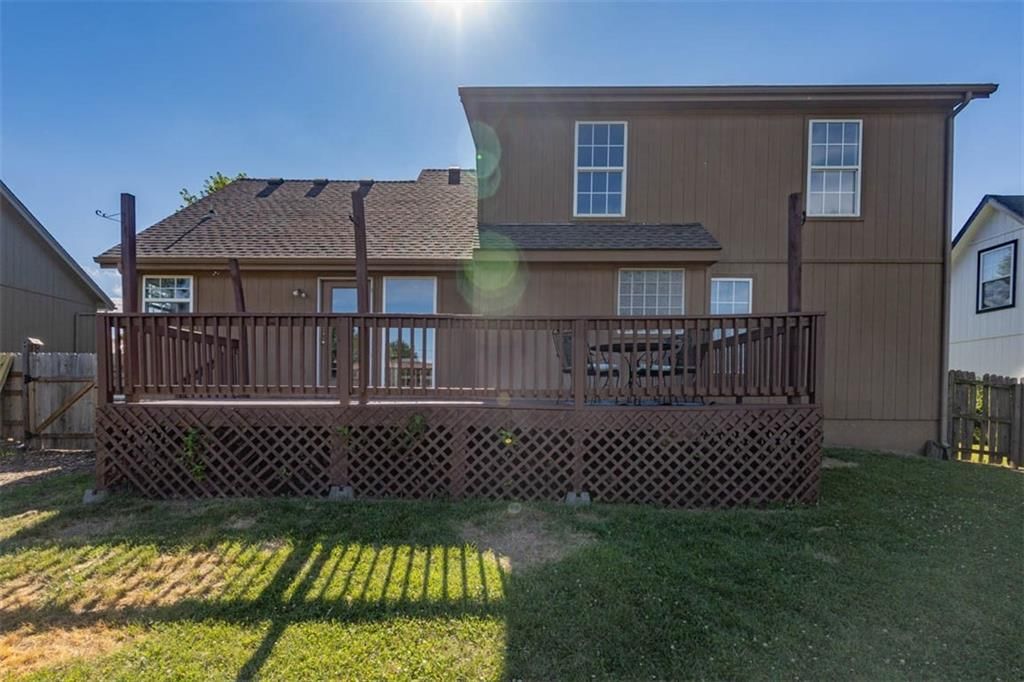 7503 N LEWIS Avenue — photo 35