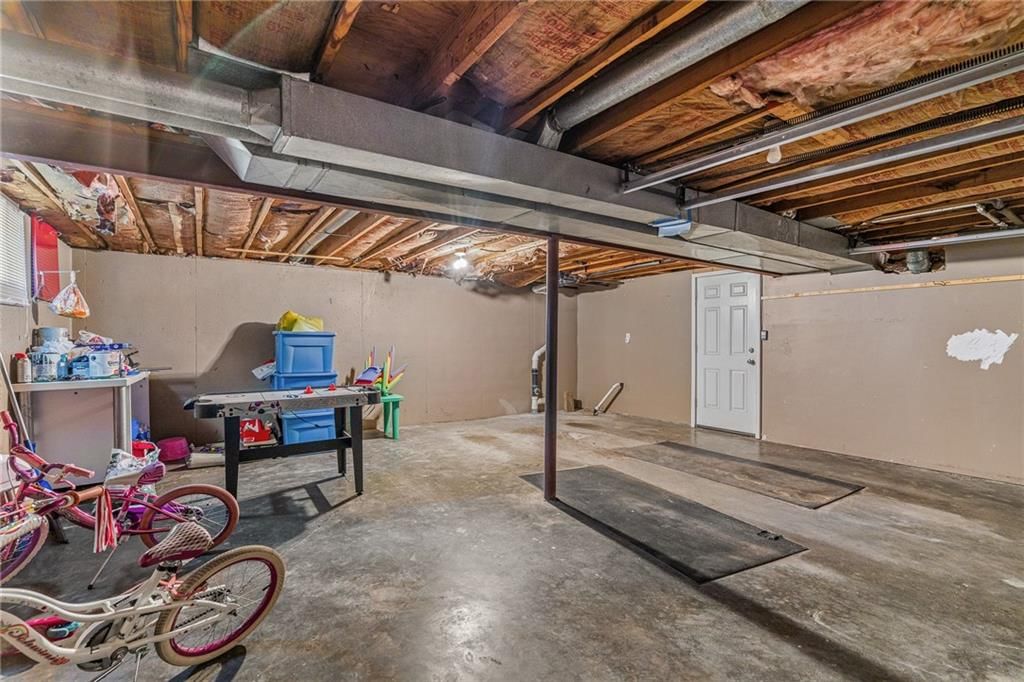 11926 SYCAMORE Avenue — photo 31