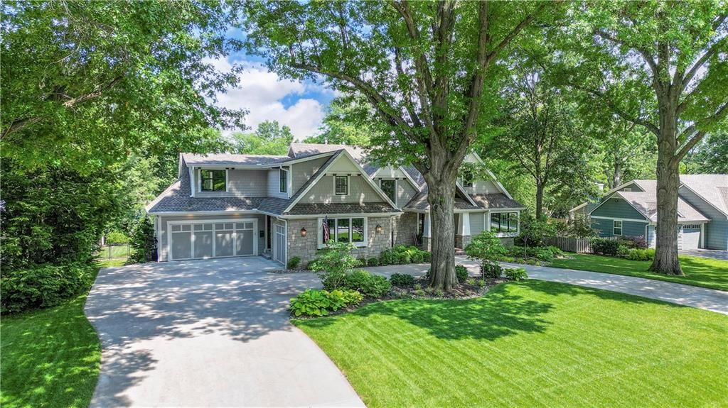 9001 Lee Boulevard — photo 48