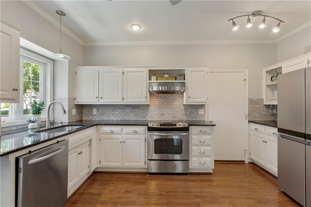12536 Broadmoor Street — photo 12