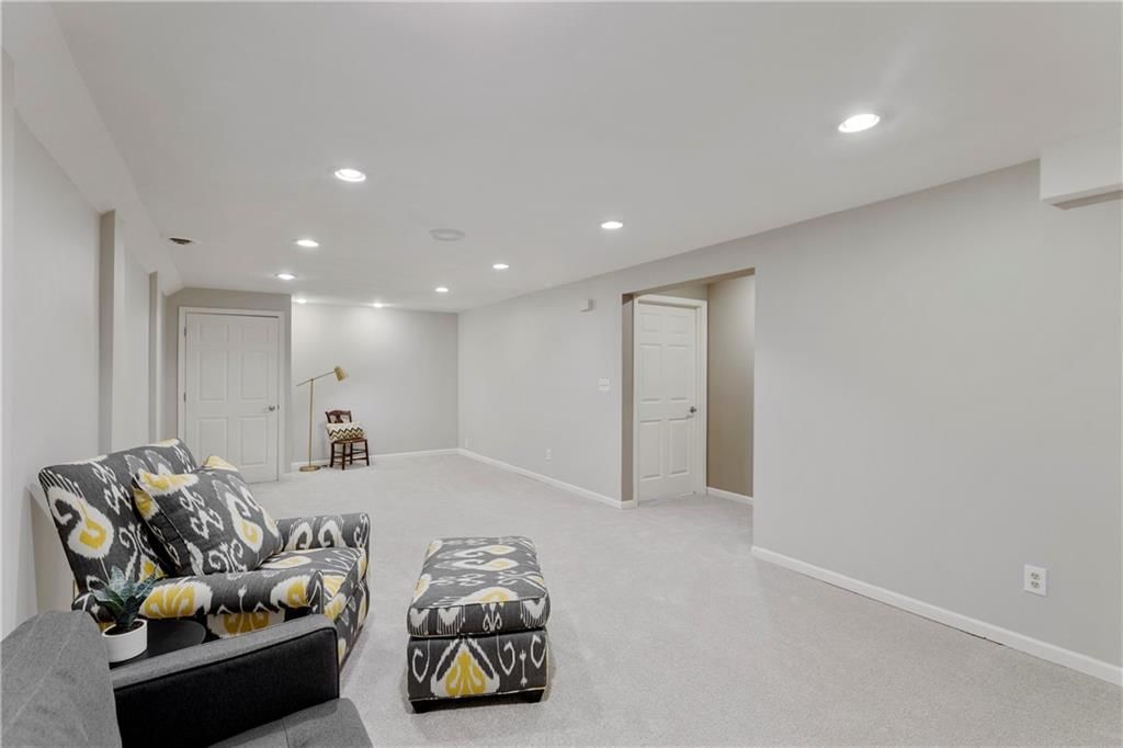 12536 Broadmoor Street — photo 23