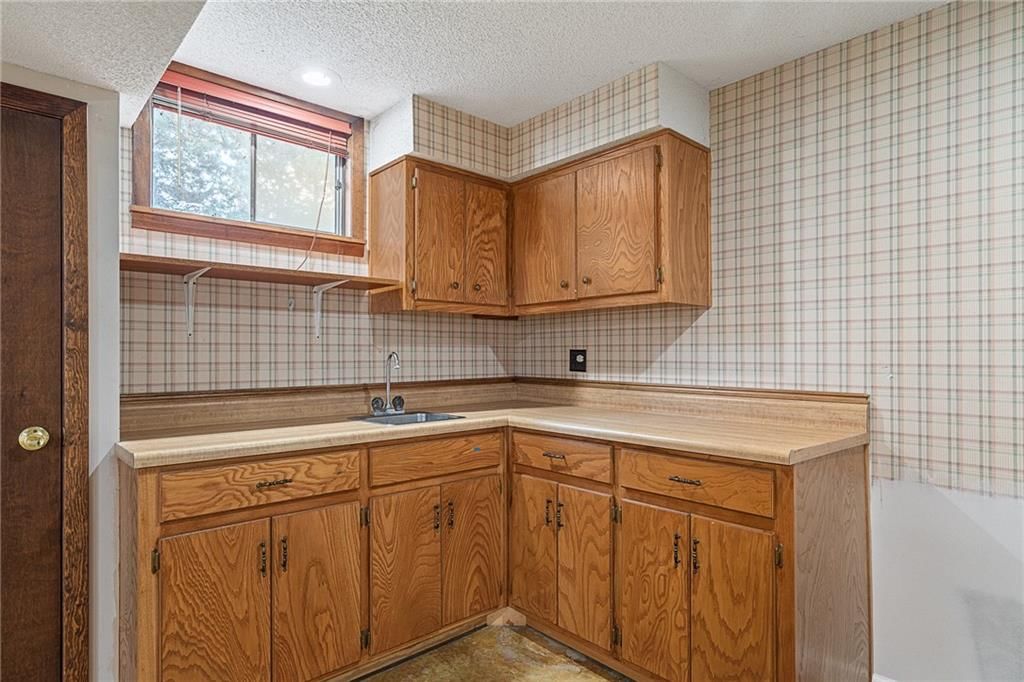 11163 Eby Street — photo 36