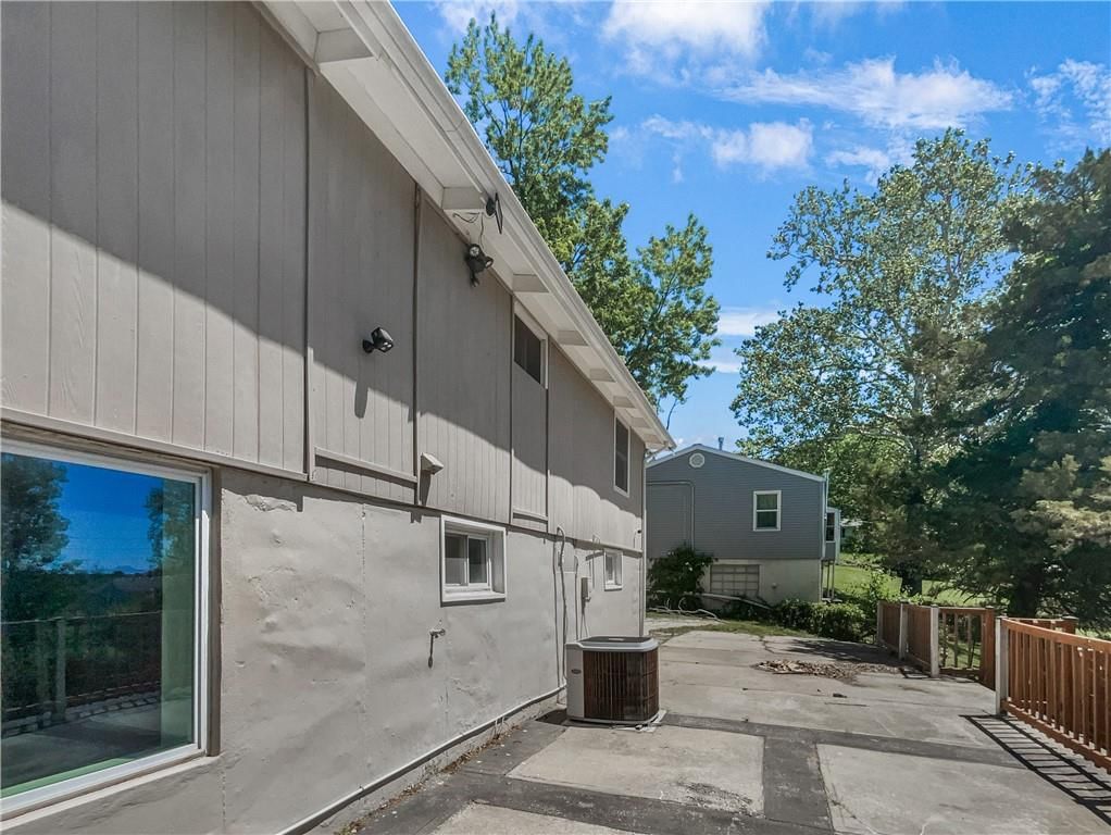 2939 NE Jewett Street — photo 8