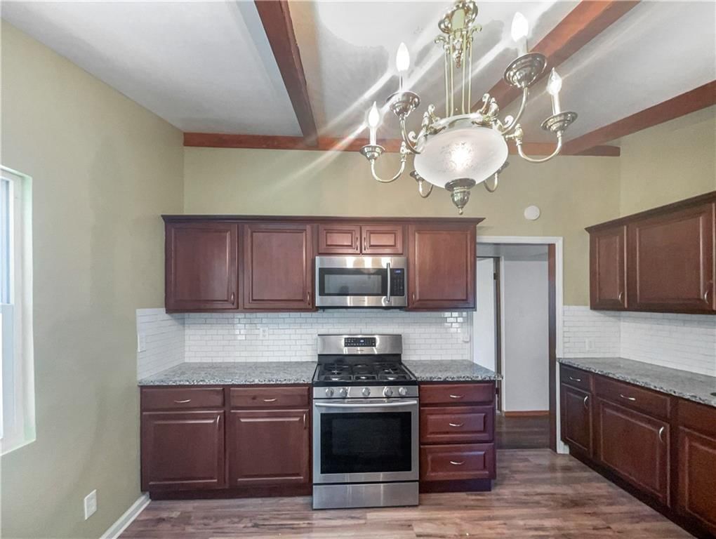 2939 NE Jewett Street — photo 11
