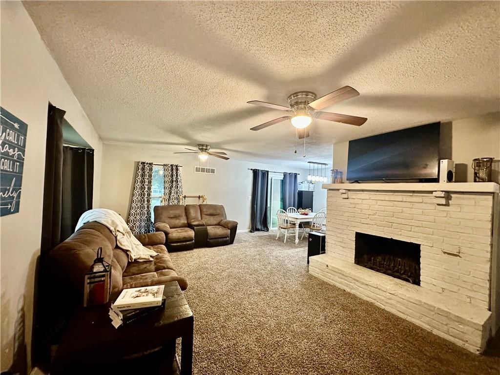 3625 Lake Shore Drive — photo 16