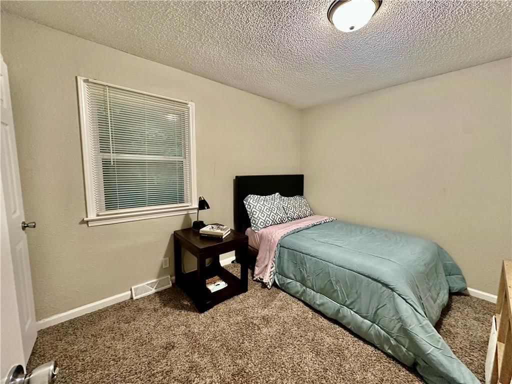 3625 Lake Shore Drive — photo 32