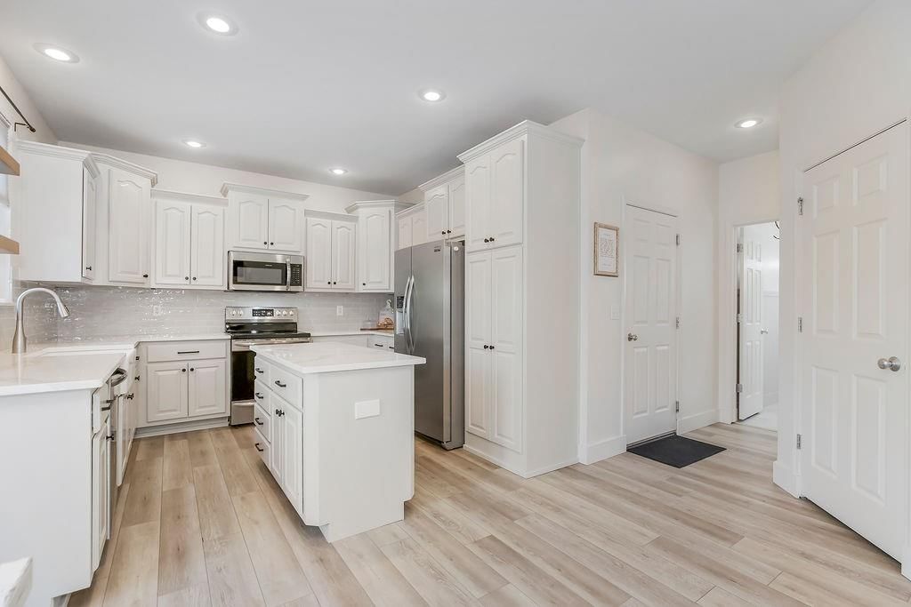 4417 N 122nd Street — photo 11