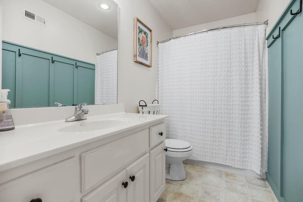 4417 N 122nd Street — photo 24