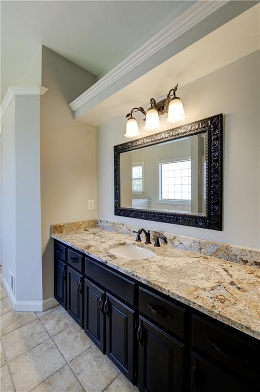 909 Wildwood Drive — photo 12