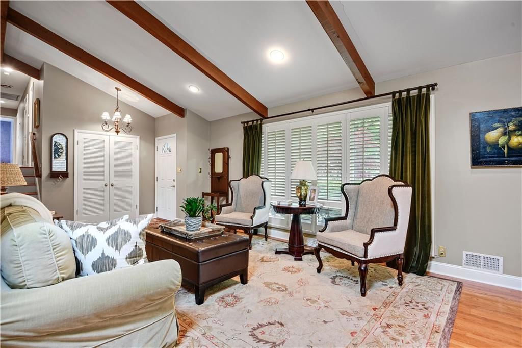 2411 W 104th Street — photo 27