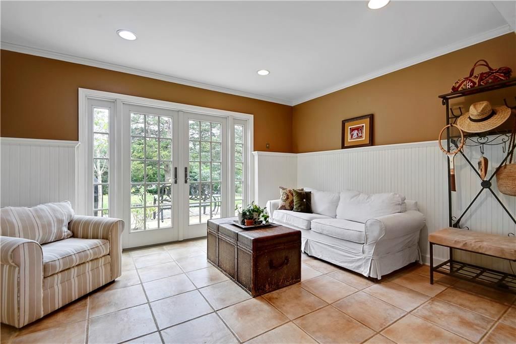 2411 W 104th Street — photo 31