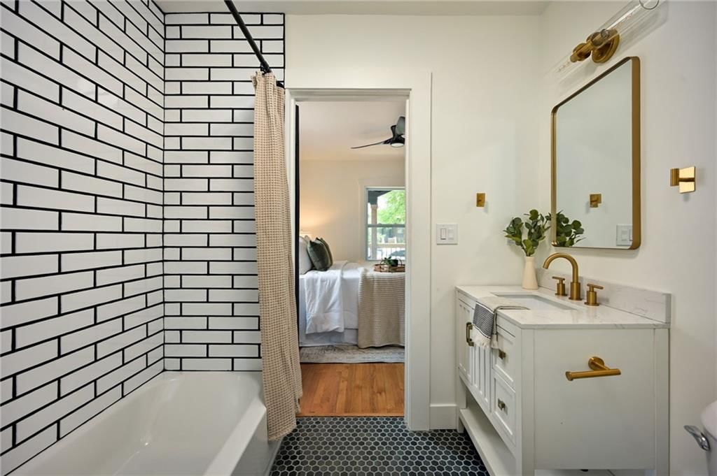 1220 E 24th Avenue — photo 12