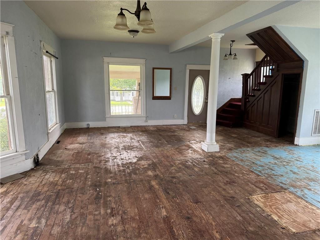 1821 S Main Street — photo 9