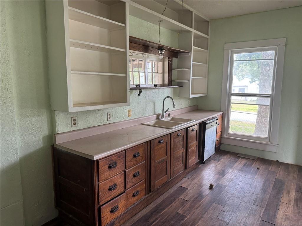 1821 S Main Street — photo 10