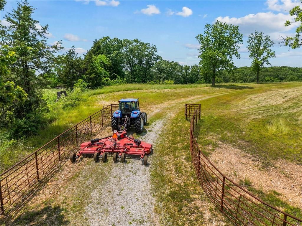 2313 Flat Creek Road — photo 4