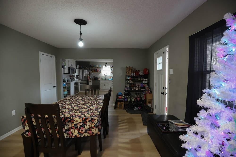 300 Brown Avenue — photo 13