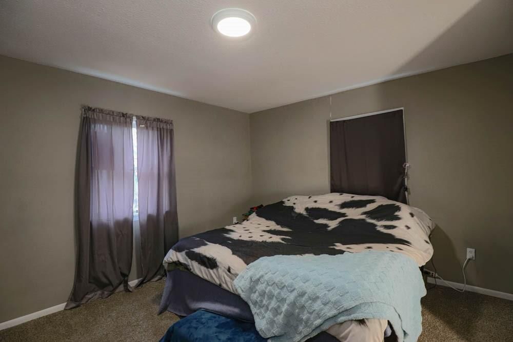 300 Brown Avenue — photo 21