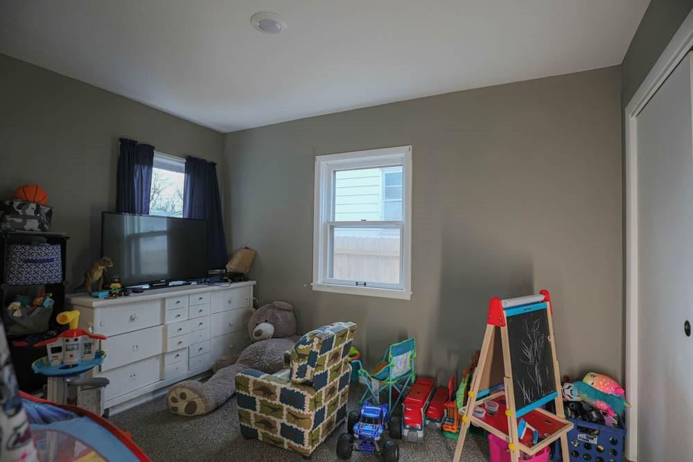 300 Brown Avenue — photo 28