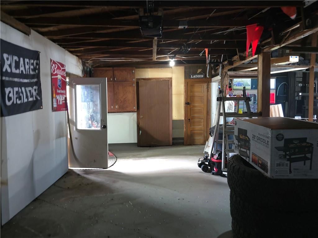 300 Brown Avenue — photo 35